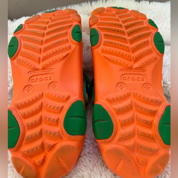 CROS CARROT DESIGN. Worn one time only!!! In perfect condition. SPECIAL DESIGN. - Picture 6 of 6